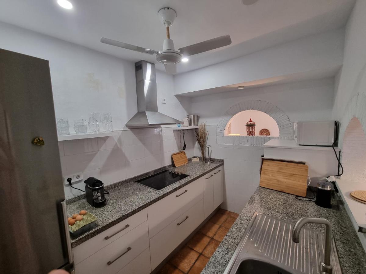 Town House With Roof Terrace - Old Town Marbella
